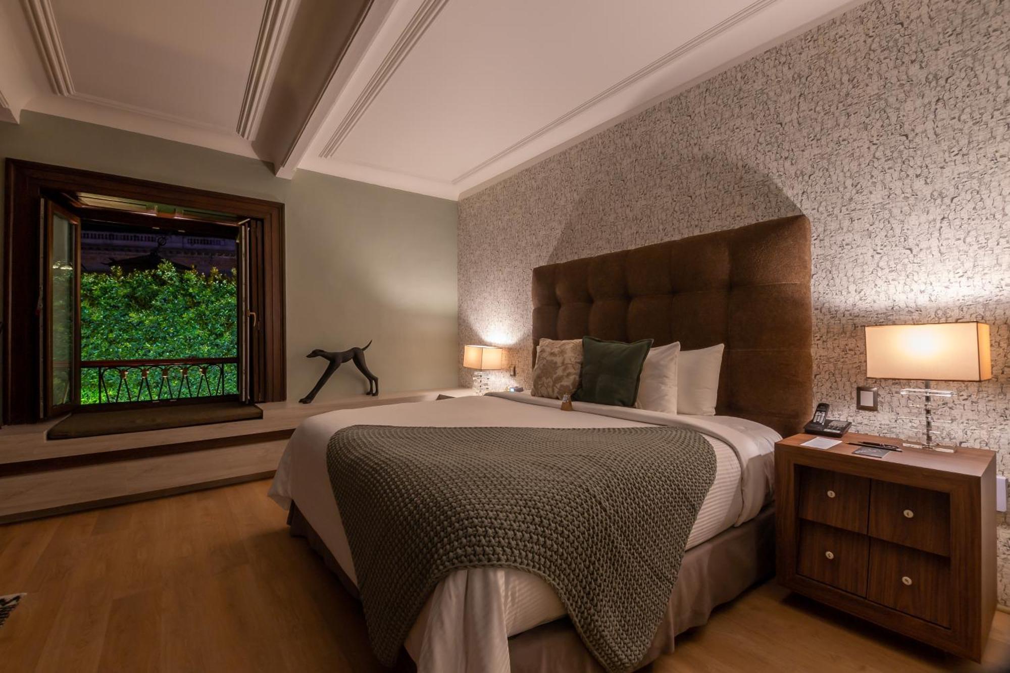 Master Suite Maria