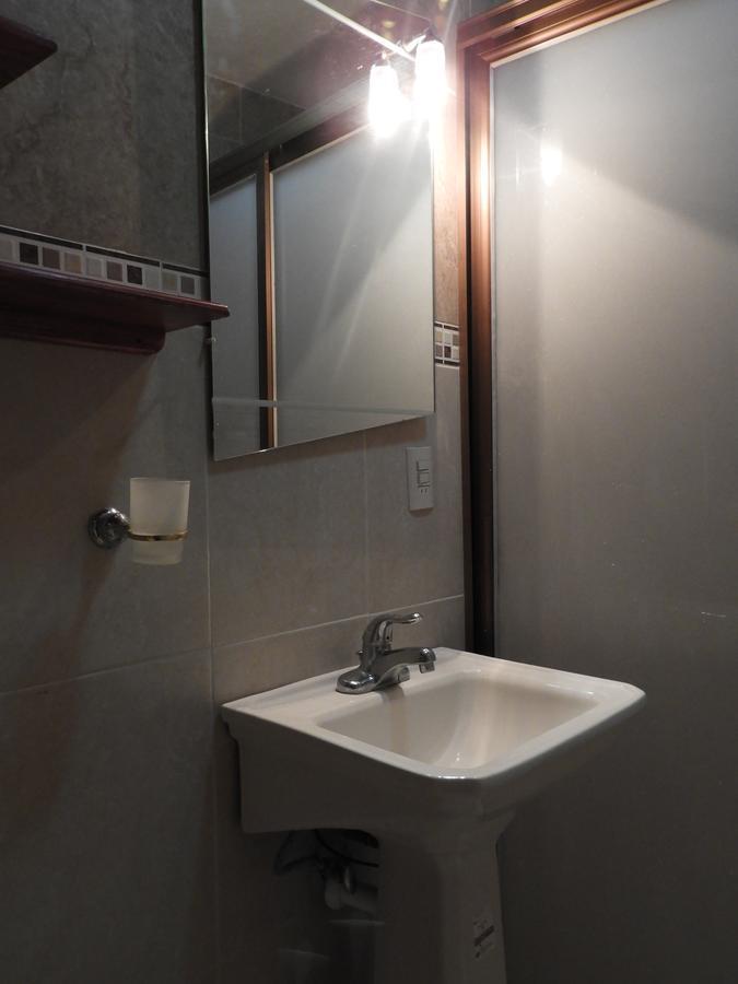 Suite with City View,626037430:JPEG