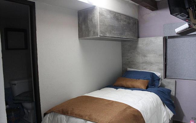 Single Room,759411662:JPEG