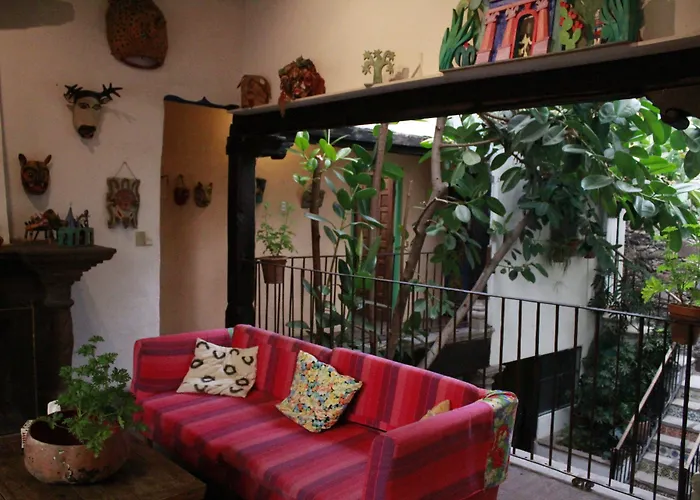 Casa de los Espíritus Alegres By Rotamundos Guanajuato